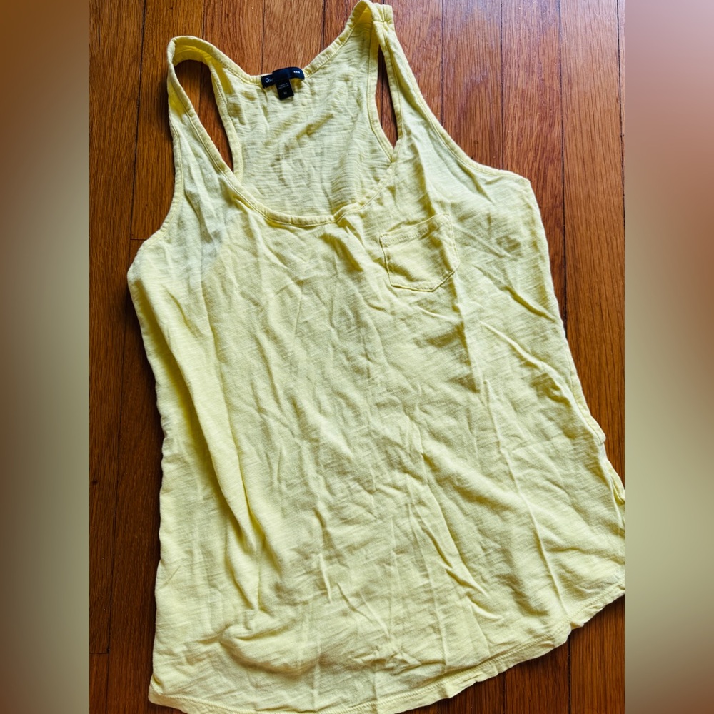 Gap basic yellow tank M